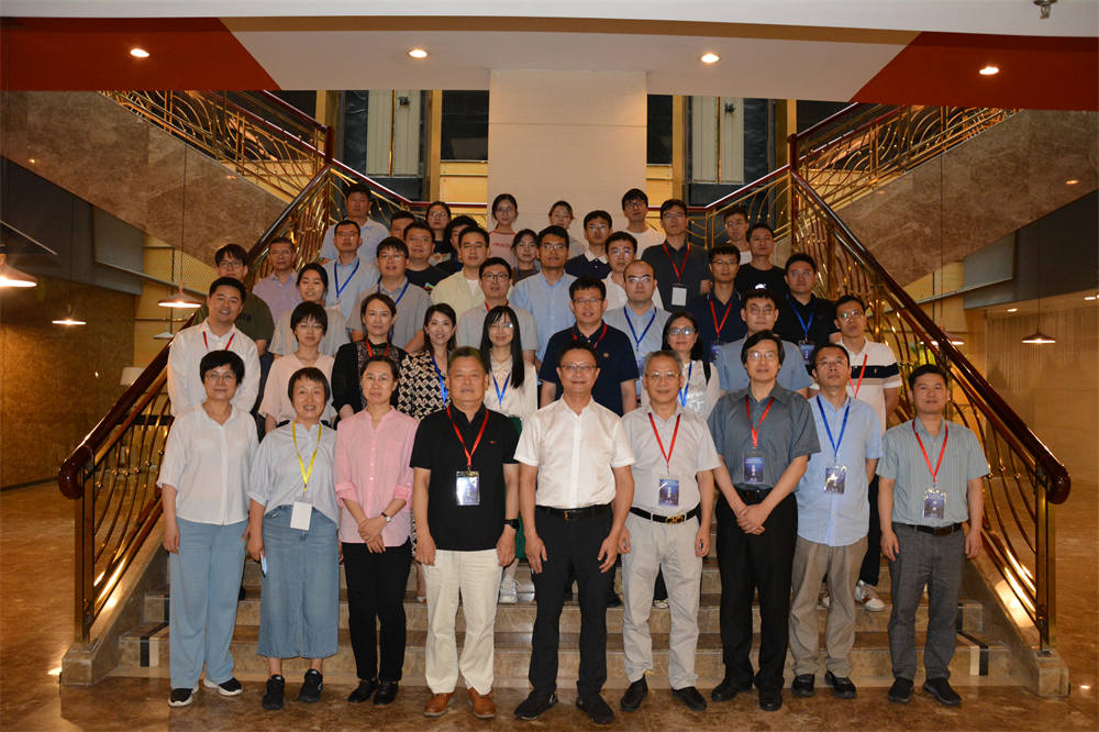 ���������z�I(y��)���ӱ���ճ�ӌW(xu��)��(hu��