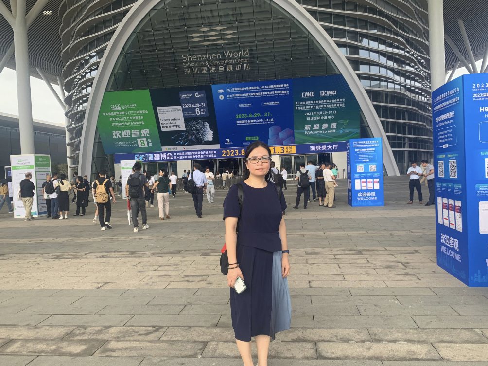 �����zճ��չ���҂���(l��i)����